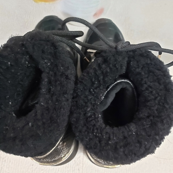 Michael Kors black leather suede wedge high top sneakers lace up gold trim - Picture 5 of 11